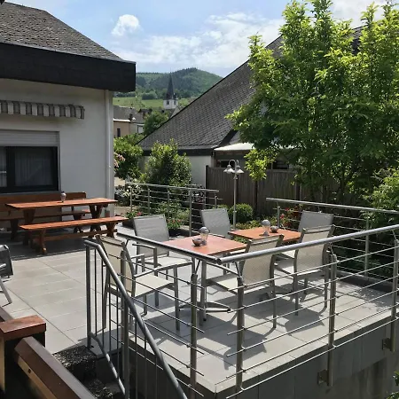 Casa de hóspedes Gaestehaus Steuer 3*