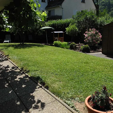 Casa de hóspedes Gaestehaus Steuer 3*
