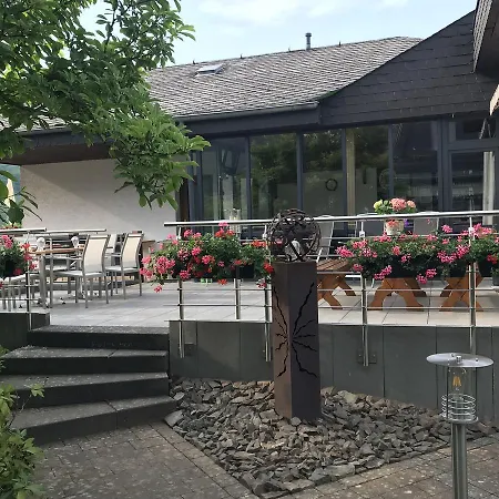 Steuer 3*