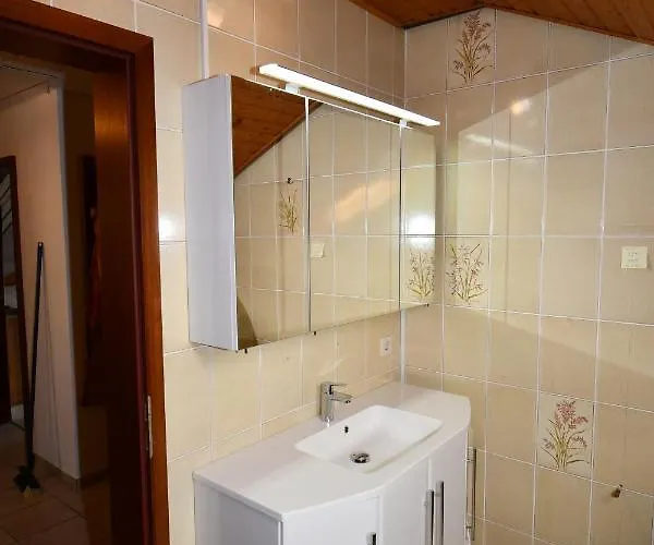 施托伊尔旅馆 4* 布鲁蒂凡科