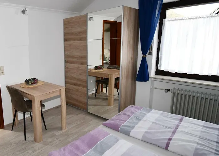 施托伊尔旅馆 4* 布鲁蒂凡科